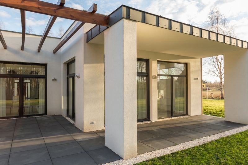 Open-roof pergola at a home's front entrance